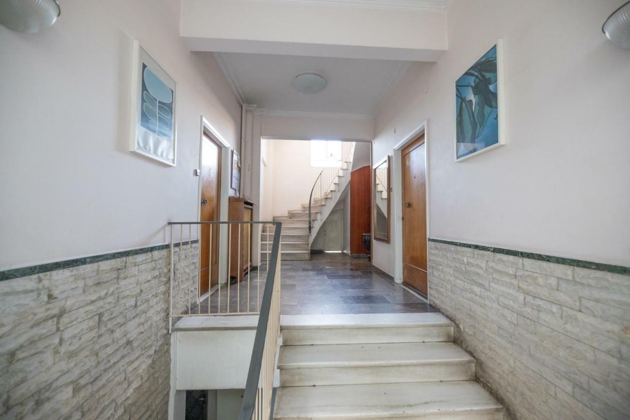 Top Sightseeing 3Rd Floor Studio On A Paved Road! Athens Exterior photo