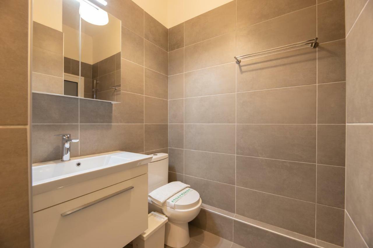 Top Sightseeing 3Rd Floor Studio On A Paved Road! Athens Exterior photo