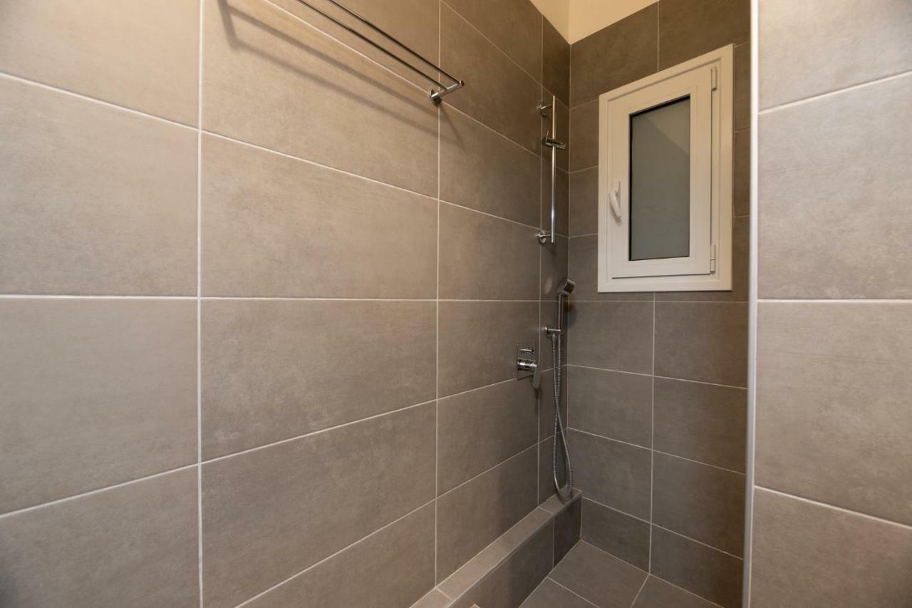 Top Sightseeing 3Rd Floor Studio On A Paved Road! Athens Exterior photo